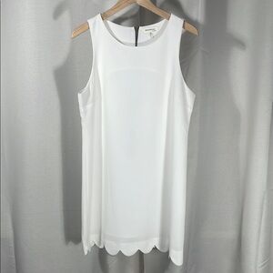 Monteau White Textured Dress scalloped hem